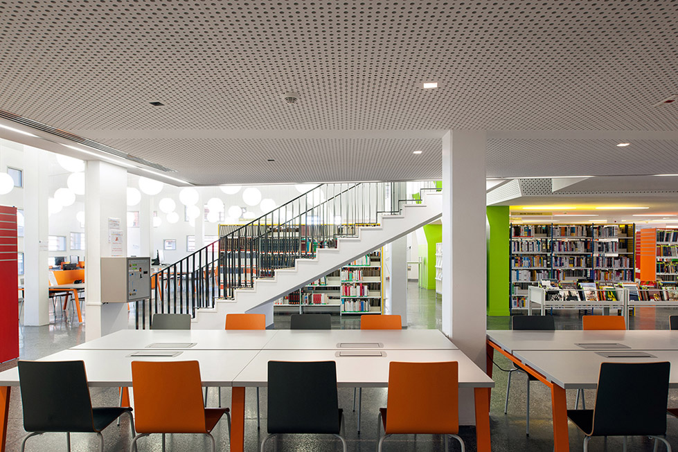 New University Library , Guyanese  rh+ architecture (9)