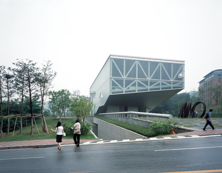 首尔国立大学博物馆OMA (2)